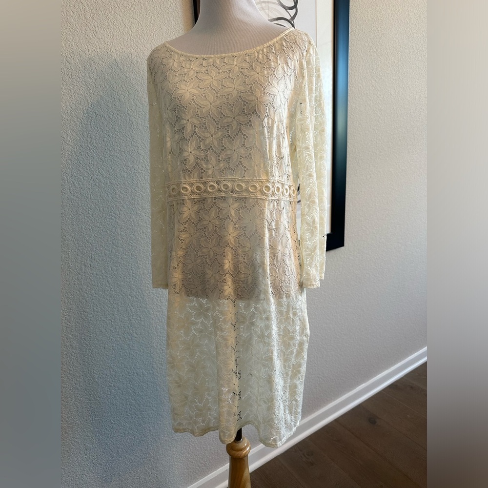 Laundry sheer ivory Lacey shell